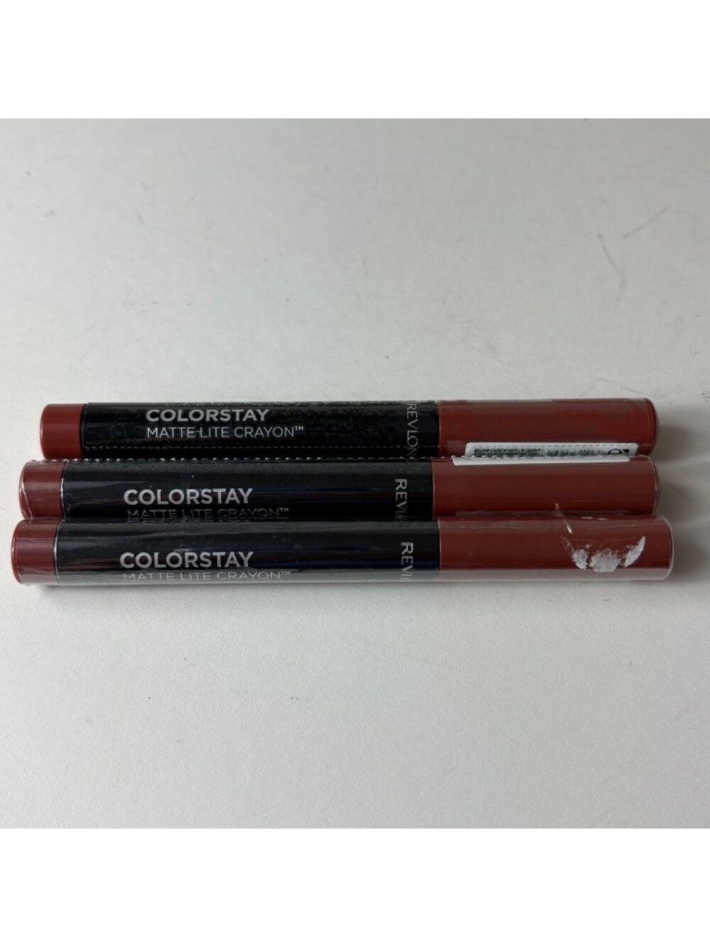 Revlon ColorStay Matte Lite Crayon 002 Clear the Air Lot of 3 New Red Brown